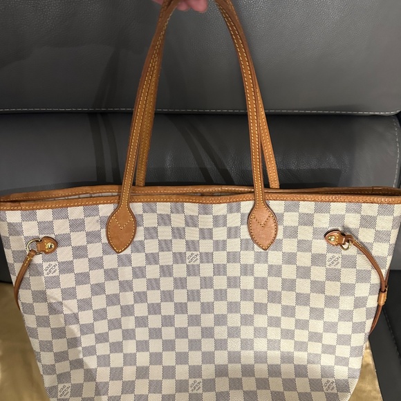 Louis Vuitton Neverfull Mm - Picture 3 of 11